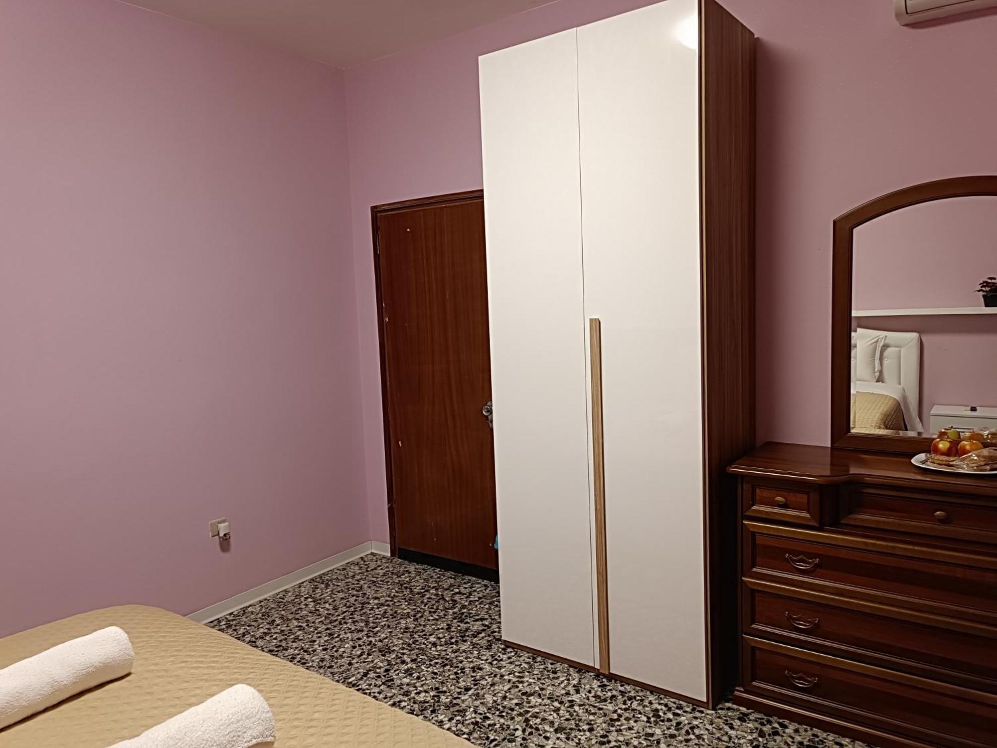 Bed and Breakfast Locazione Turistica 2 Tessera Exterior foto